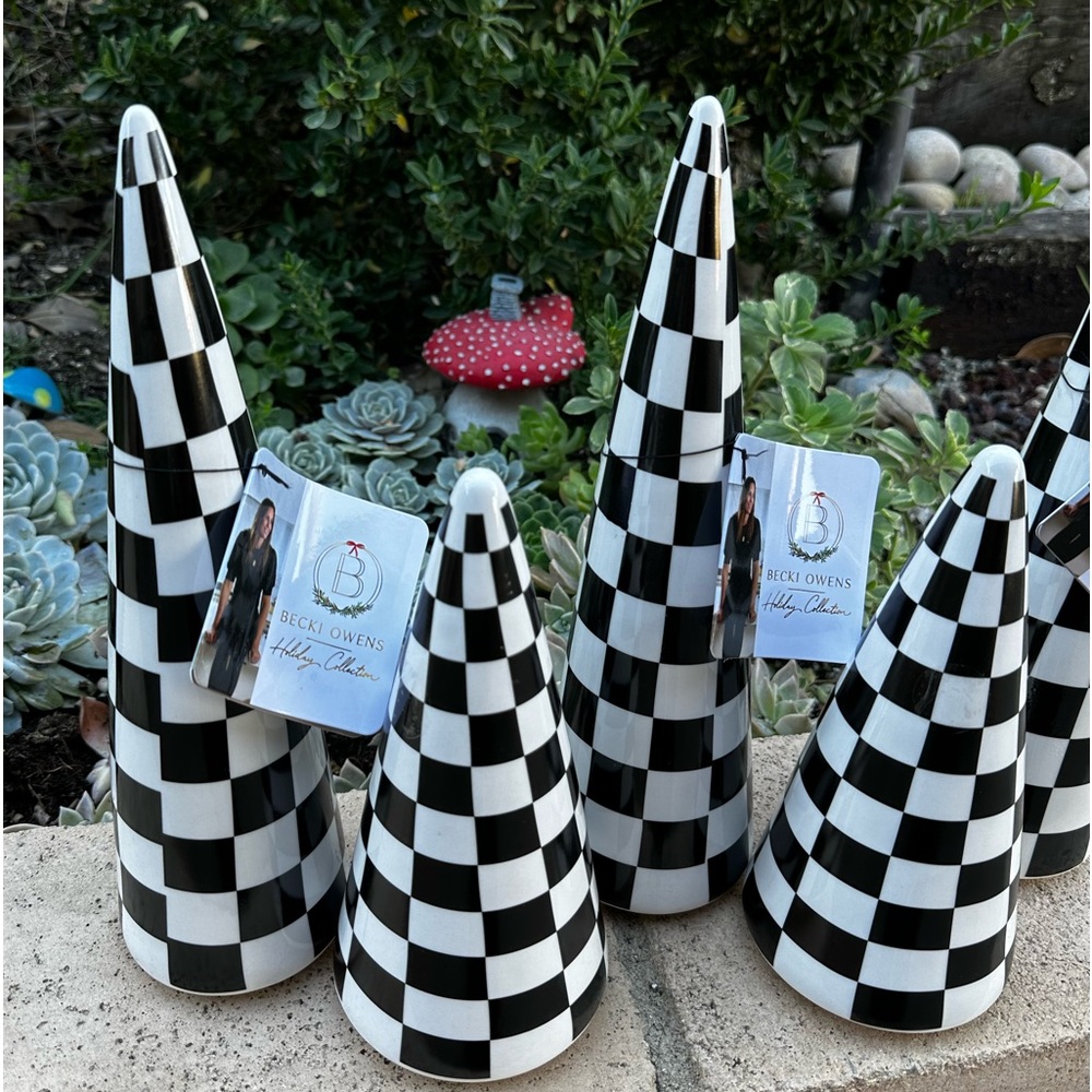 Becki Owens holiday collection black white checkered Christmas tree LARGE - Picture 4 of 12